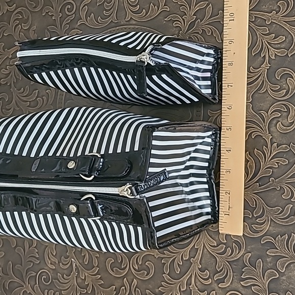 Lancome 2 piece cosmetic/toiletries set - Picture 3 of 8